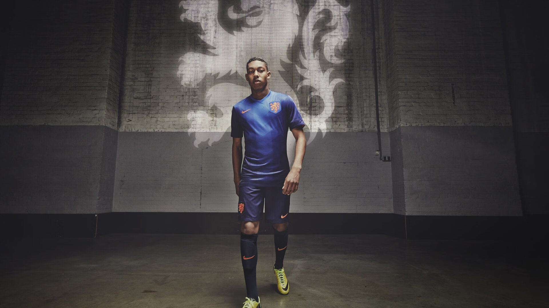 塞维利亚横扫墨西哥,欧冠决赛焦点战的意外主角