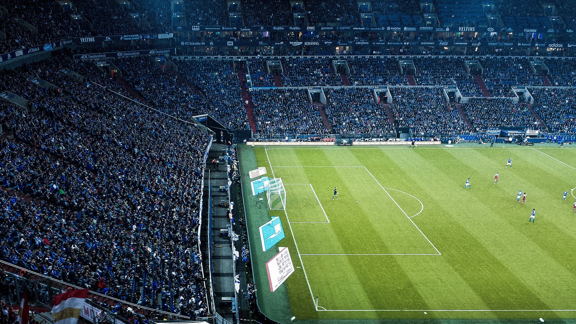 从西甲德比到埃及神话，足球世界的焦点叙事与末节奇迹