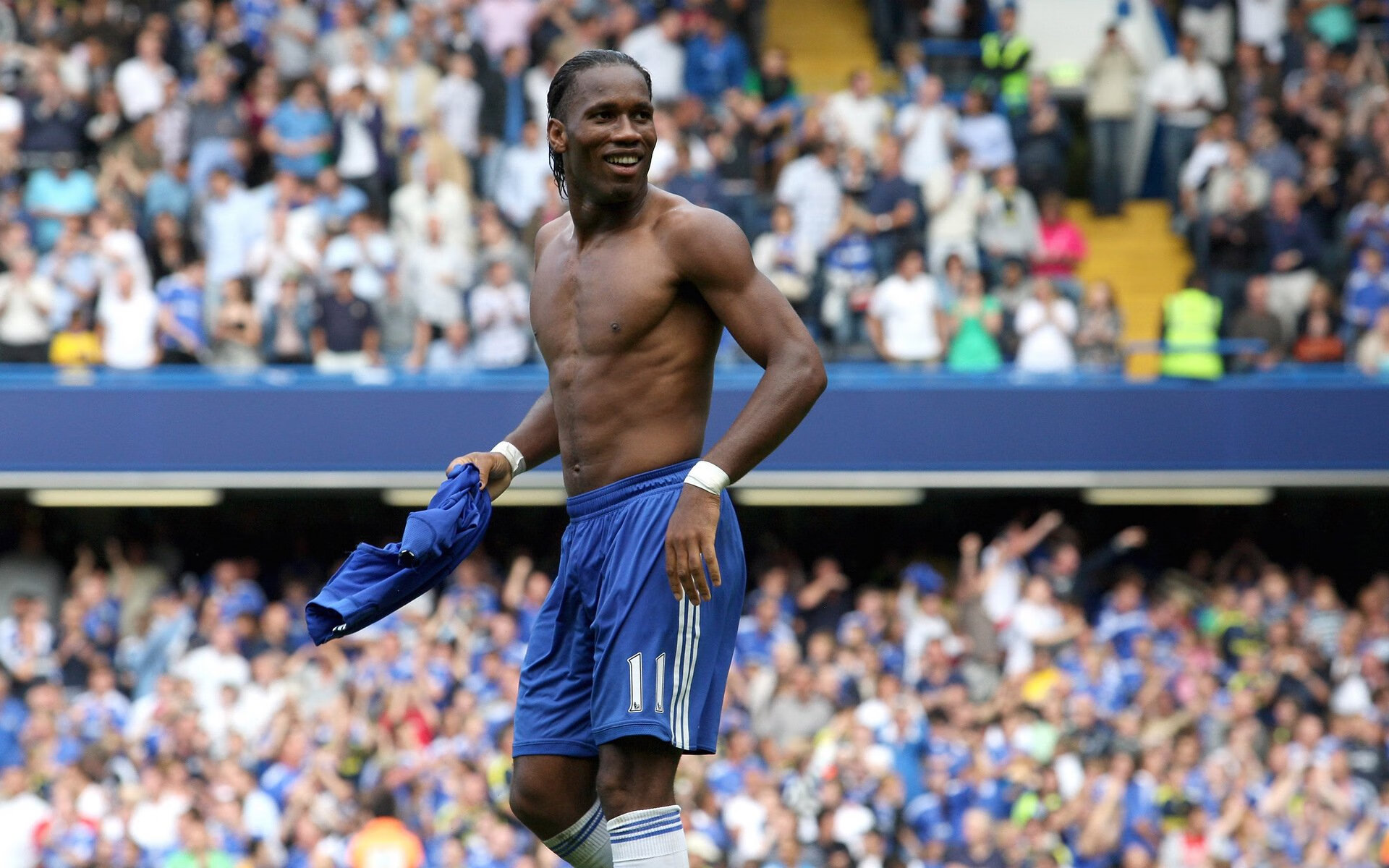 开云体育中国官网-戴维斯杯绝杀澳网，德约科维奇高光表现背后的国家荣耀与个人传奇